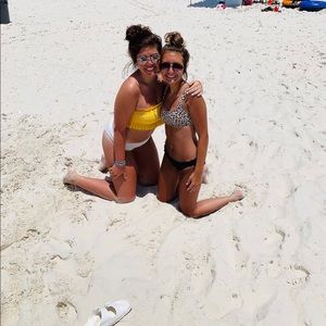 Meet your Posher, Regan